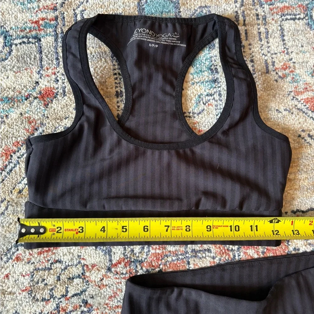 Beyond Yoga Black Striped Leggings - Picture 7 of 7